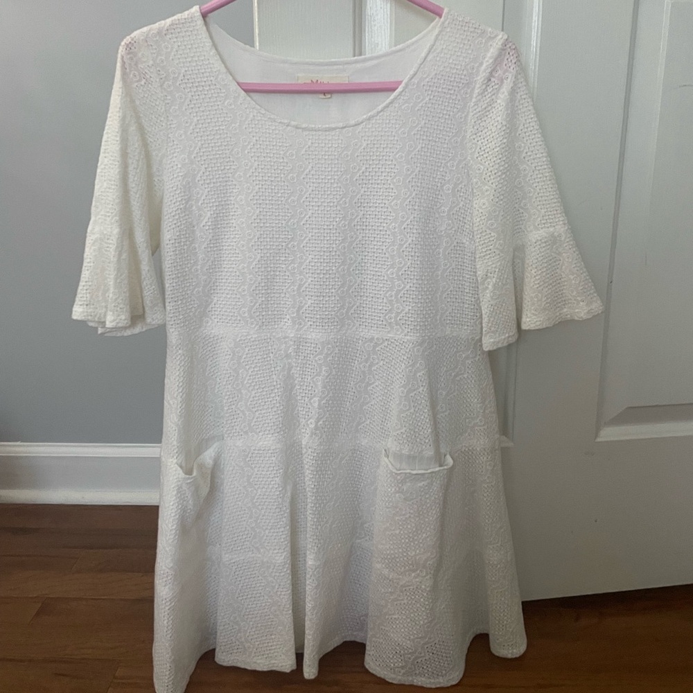 White lace dress!